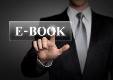 E-Book schreiben und Geld verdienen: So gehts!
