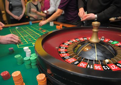 Croupier – Arbeit am Spieltisch