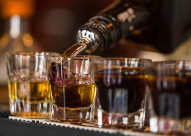 Arbeiten als Barkeeper – Mixen im Nebenjob