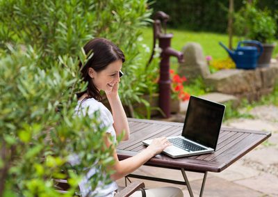 Arbeiten von zu Hause aus: Kundenberater im Homeoffice