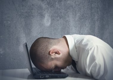 Heimarbeit kann zur Stressfalle werden: Burnout im Home-Office