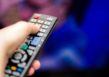 Heimarbeit-Spezial: Geld verdienen mit Fernsehen