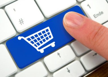 Kleidung verkaufen: Das sind die besten Portale
