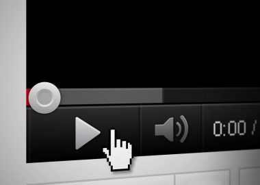Mit YouTube Geld verdienen: So verdient man Geld!