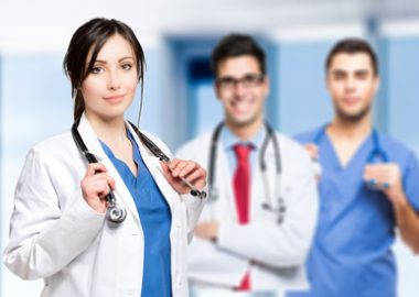Krankenpfleger Gehalt: Ausbildung, Lohn und Verdienst