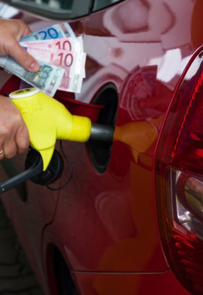 Benzinverbrauch senken: Die 5 besten Möglichkeiten!