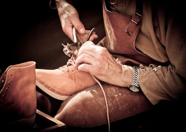 Schuhmacher Gehalt: Ausbildung, Lohn und Verdienst!