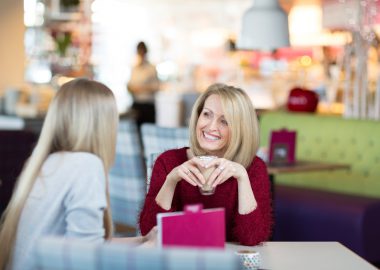 Sympathie in 9 Schritten: So werden Ihre Mitmenschen Sie lieben!