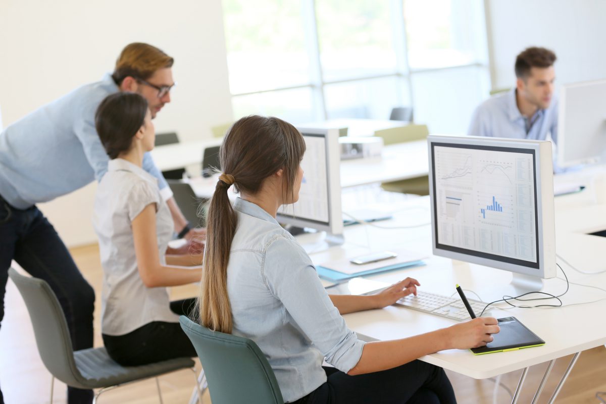 Kaufmann für Büromanagement: Gehalt, Ausbildung und Perspektiven