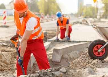Straßenbauer: Gehalt, Ausbildung, Studium und Perspektiven