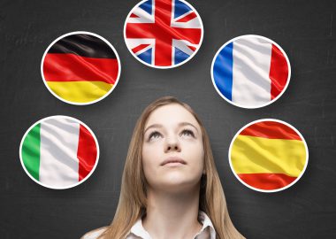 Translation Game Jobs: Stellenangebote, Gehalt, Ausbildung & Studium