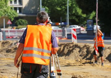 Vermessungstechniker: Gehalt, Ausbildung, Studium und Perspektiven