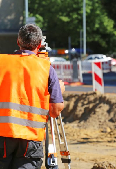 Vermessungstechniker: Gehalt, Ausbildung, Studium und Perspektiven