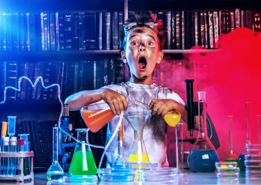 Chemietechniker: Fernstudium, Studium, Gehalt & Perspektiven
