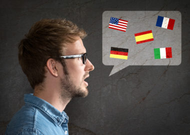 Fachübersetzer werden: Gehalt, Ausbildung und Studium
