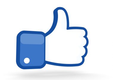 Mit Facebook Geld verdienen: 5 Varianten