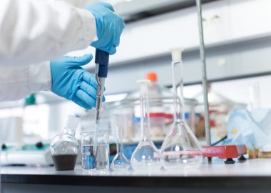 Pharmazeutisch-technischer Assistent: Ausbildung und Gehalt