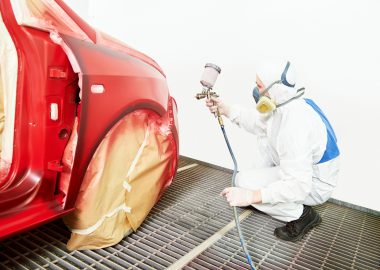Fahrzeuglackierer: Ausbildung, Gehalt, Studium, Perspektive