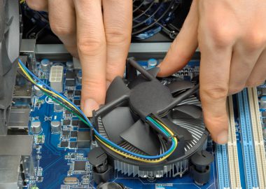 IT-Systemelektroniker: Ausbildung · Gehalt · Studium · Perspektive