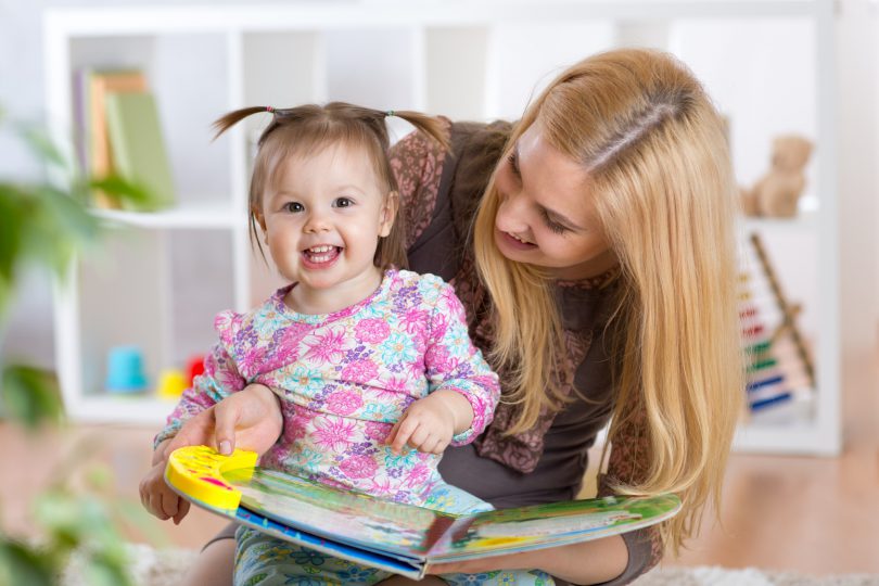 Oma als Babysitter: Kosten von der Steuer absetzen