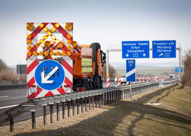 Straßenwärter: Ausbildung ● Gehalt ● Studium ● Perspektive