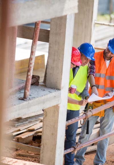 Holz- und Bautenschützer – Ausbildung, Studium,  Gehalt und Perspektiven