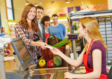 Rewe: Gehalt, Nebenjob, Karriere & Ausbildung