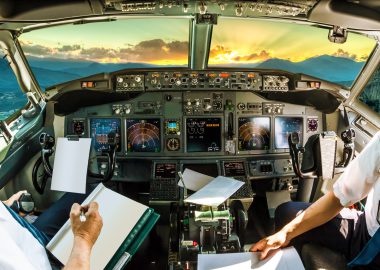 Airbus: Gehalt · Nebenjob · Karriere · Ausbildung