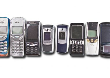 Altes Handy verkaufen: Diese Urhandys haben enormen Wert!