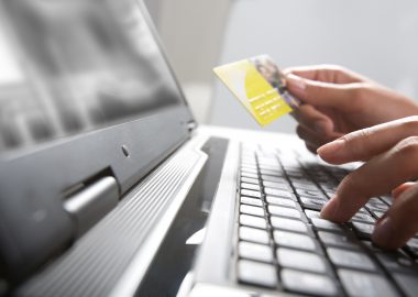 Geld verdienen mit dem eBay Partner Network: So geht’s!