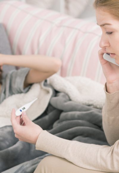 Hand-Fuß-Mund-Krankheit: So behandeln Sie Ihr Kind richtig!