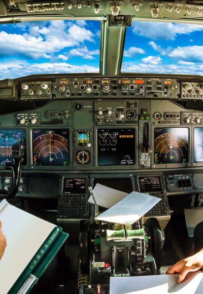 Pilot kassiert vierstelliges Gehalt und Hartz IV