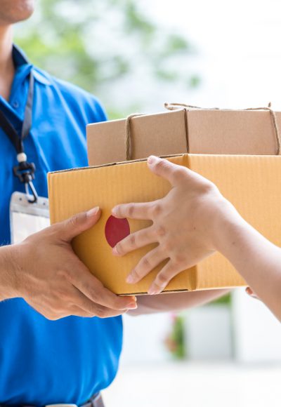 Helden der Adventszeit: unsere Paketboten