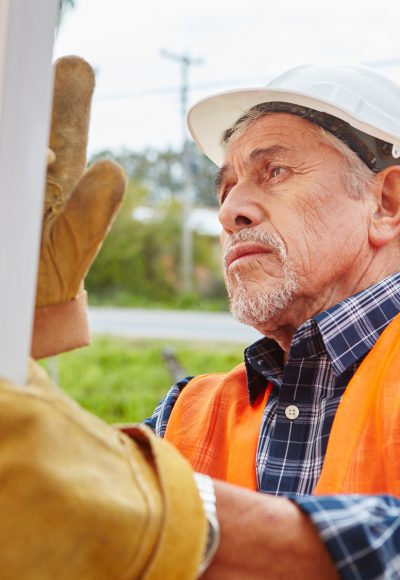 Rentner geht mit 89 Jahren auf Jobsuche: Der Grund ist unglaublich!