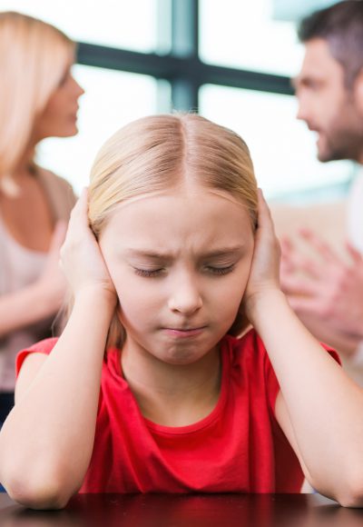 Liebe Eltern: So fühlen sich Kinder, wenn wir streiten!