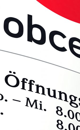 Jobcenter Merseburg greift hart durch: Chef weist Kritik zurück!