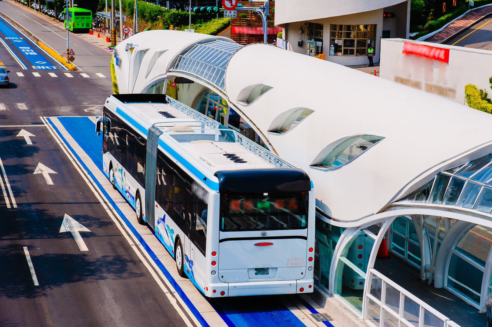 Drama Bus mit Kindergarten-Kindern an Bord verbrennt