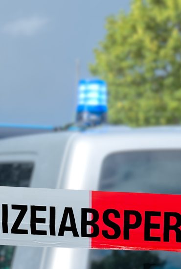 Unbekannter fährt 17-Jährigen tot und flüchtet