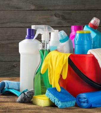 Mutter warnt alle Eltern vor diesem Waschmittel: Kleiner Sohn fast blind