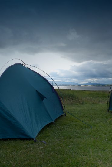 Paar beim Campen überfallen: Freundin brutal vergewaltigt