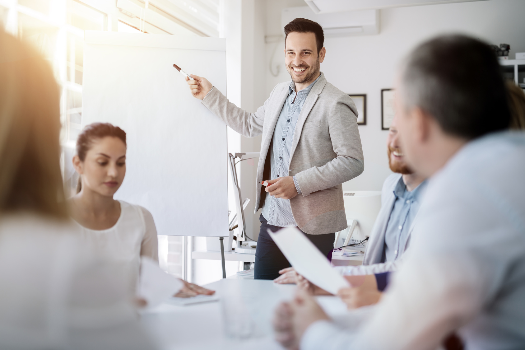 Hartz IV der einzige Lösungsweg ist Ausbildung und Beschäftigung