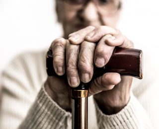 Vater erkrankt an Alzheimer: Sein Sohn tut etwas Unglaubliches!