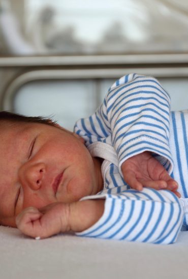 Ärzte überreichen Eltern falsches Baby: 90.000 Euro Schmerzensgeld