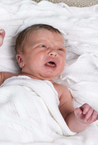 Eltern geben Baby am Tag seiner Geburt Heroin!