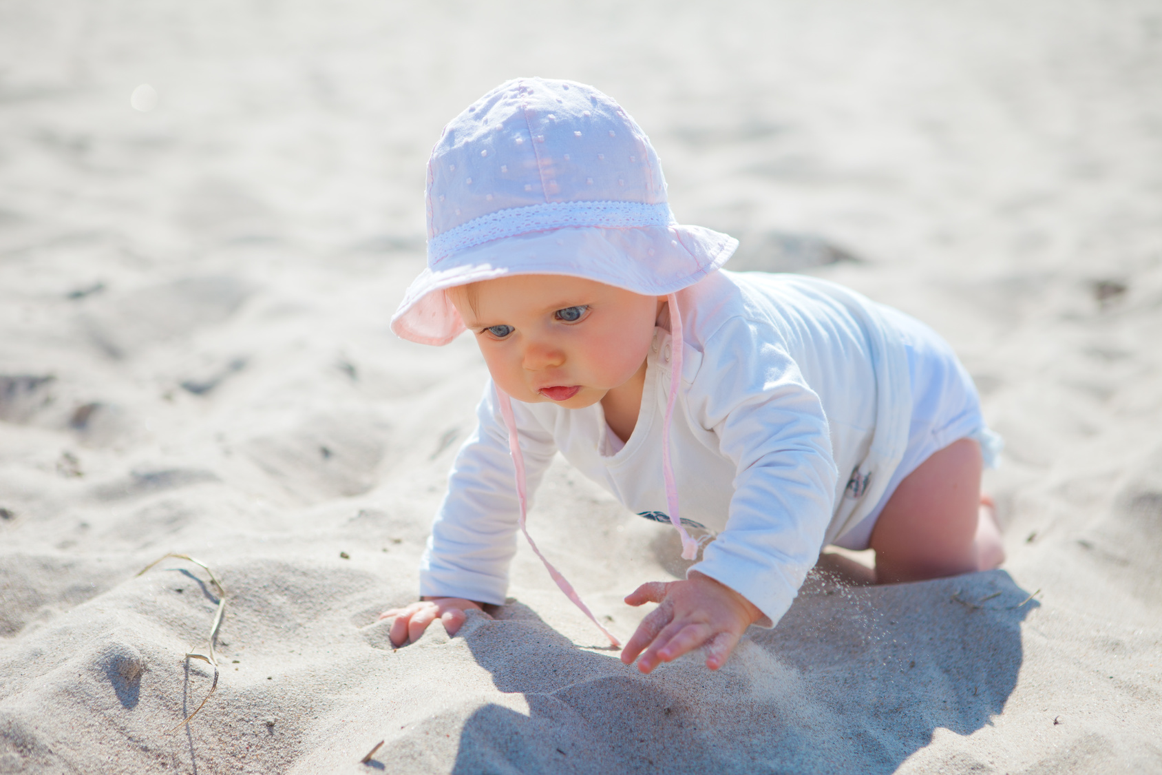 Mutter entsetzt: Baby erleidet heftige Verbrennungen durch diese Sonnencreme! 