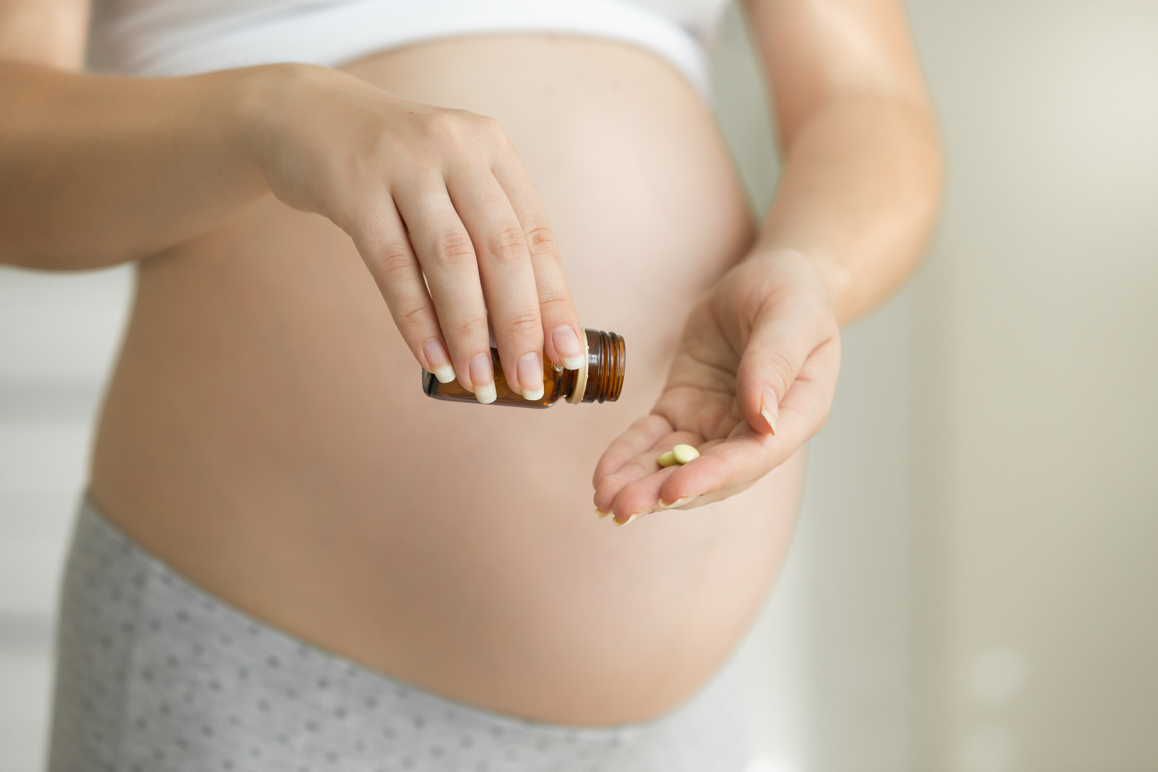 Paracetamol in Schwangerschaft: Schlimme Langzeitfolgen für Jungen und Mädchen!