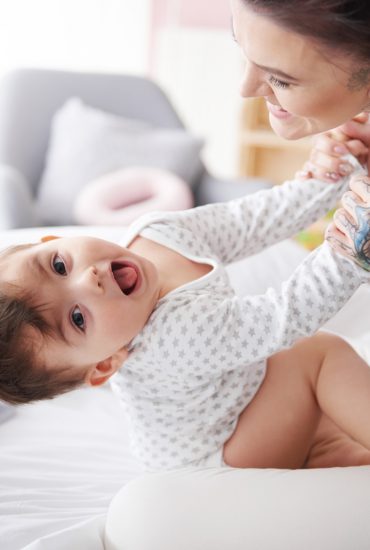 Per Photoshop – Mutter verpasst ihrem Baby ein Wangen-Piercing: Ist sowas okay? 