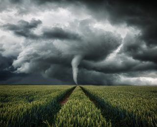 Deutscher Wetterdienst: Tornadogefahr in Deutschland!
