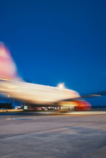 Flughafen Hamburg: Männer fliehen aus Sicherheitsgewahrsam!