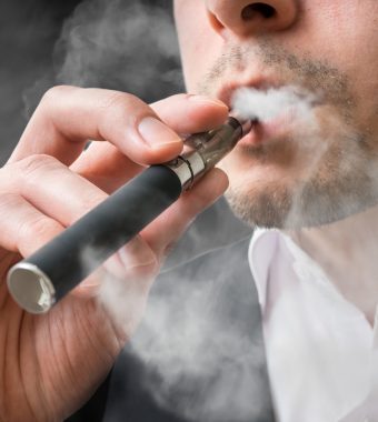 Studie: Konsum von E-Zigaretten setzt gefährliche Schwermetalle frei!